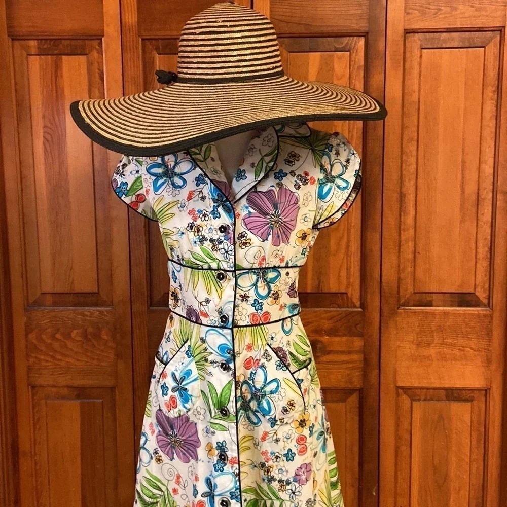 600 West Floral Capped Sleeve Slight Fit & Flare Flare/Summer Dress Casual Sz 8 - Picture 13 of 16